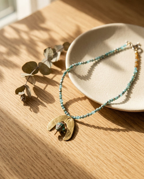 Handcrafted statement necklace — Bohemian Lifestyle | Generated by Modelize
